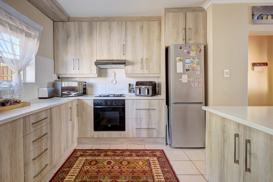 3 Bedroom Property for Sale in Summerstrand Eastern Cape